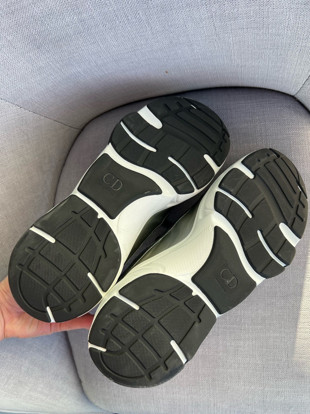Dior B22 silver sneakers - Picture 6 of 10